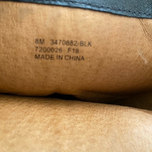 Frye Mid calf boots. Black leather. Size 8 - Picture 4 of 4